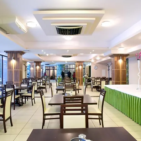 Hotell Szarlota