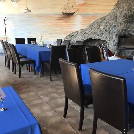 Szarlota Hotell