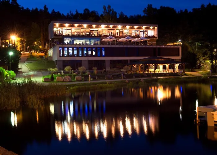 Szarlota - Kompleksowo Na Kaszubach Отель Косцежина