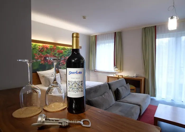 Szarlota - Kompleksowo Na Kaszubach Косцежина